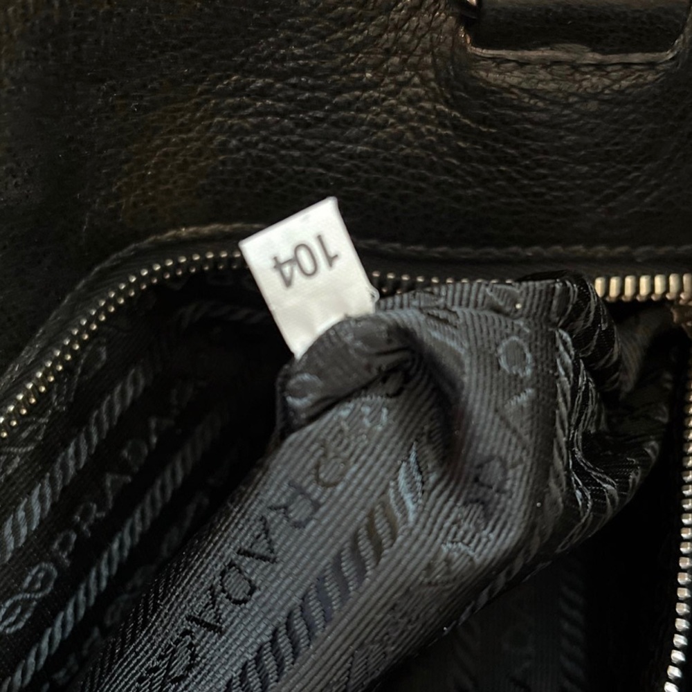 Black Tessuto Nylon Shoulder Bag ❤️ - Picture 6 of 9